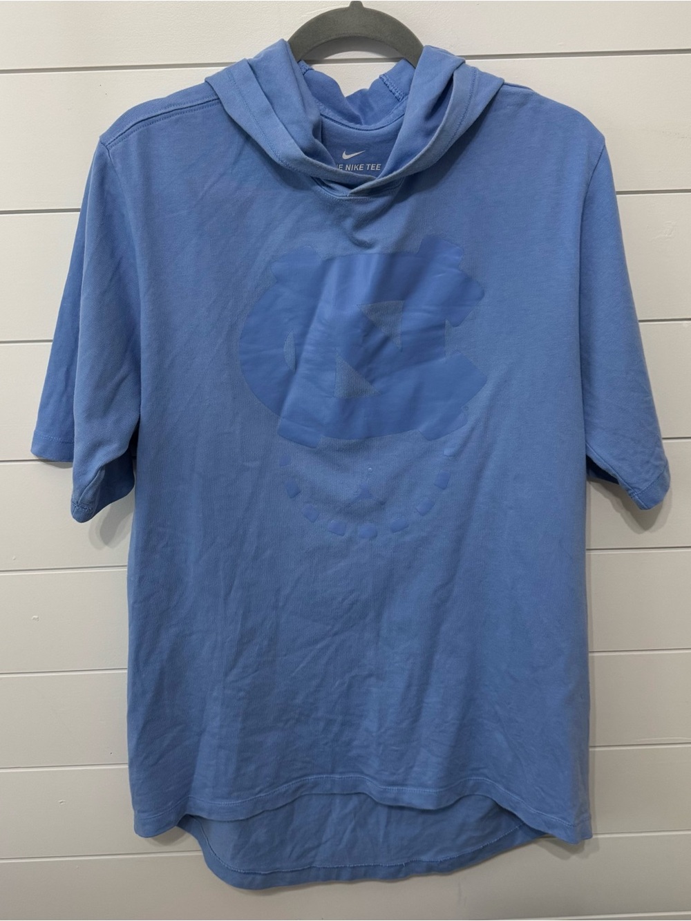 Nike Carolina short sleeve hoodie